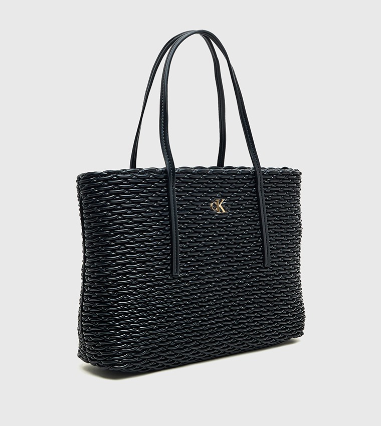 Textured Zippered Tote Bag