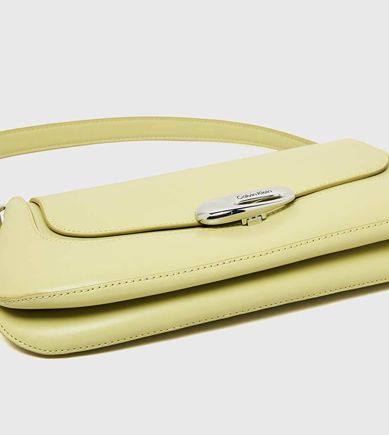 شنطة كتف فلاب بشعار 