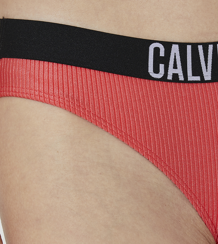 صدرية بيكيني بطبعات شعار 