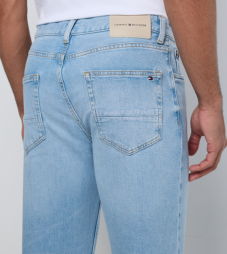 Washed Mid Rise Straight Fit Jeans