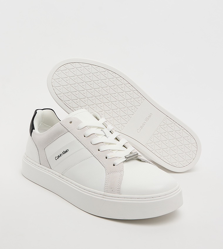 سنيكرز كلاسيك برباط