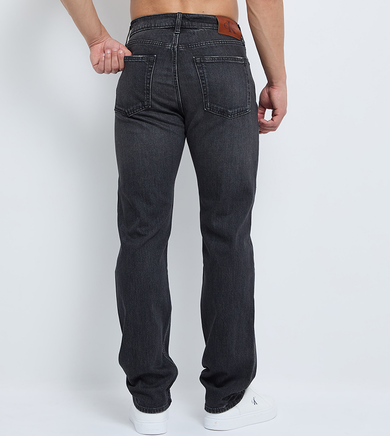 Washed Mid Rise Straight Fit Jeans