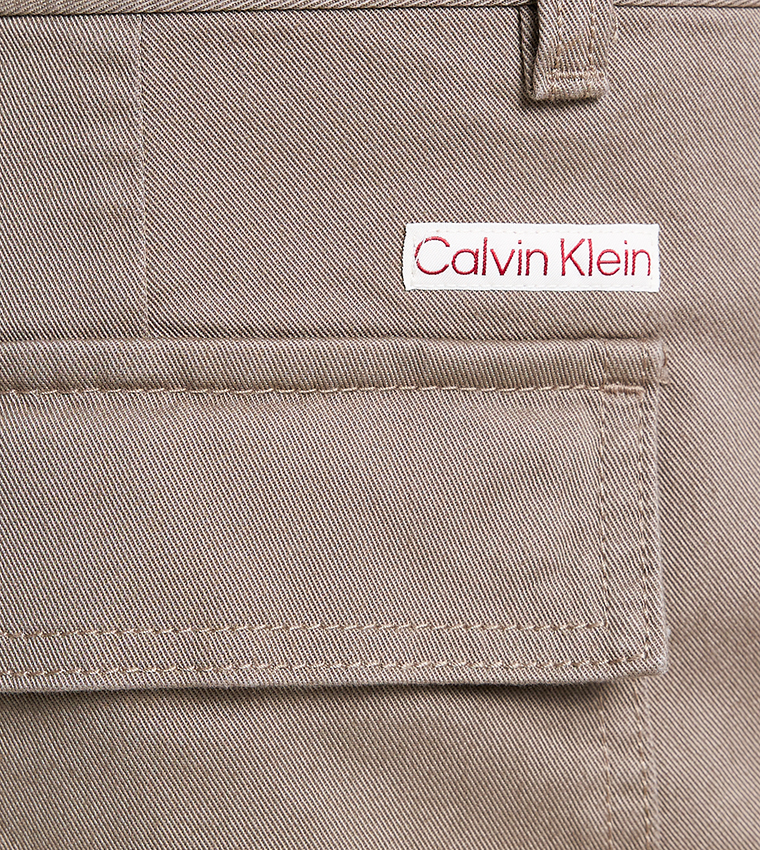 Mid Rise Baggy Fit Cargo Pants