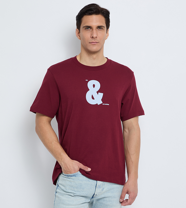 تيشيرت رجالي بطبعة وقبة مستديرة 