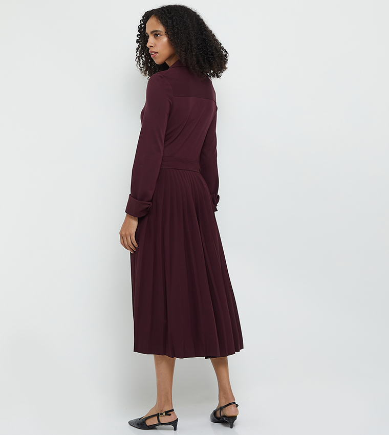 Solid Belted Pleated Midi Dress