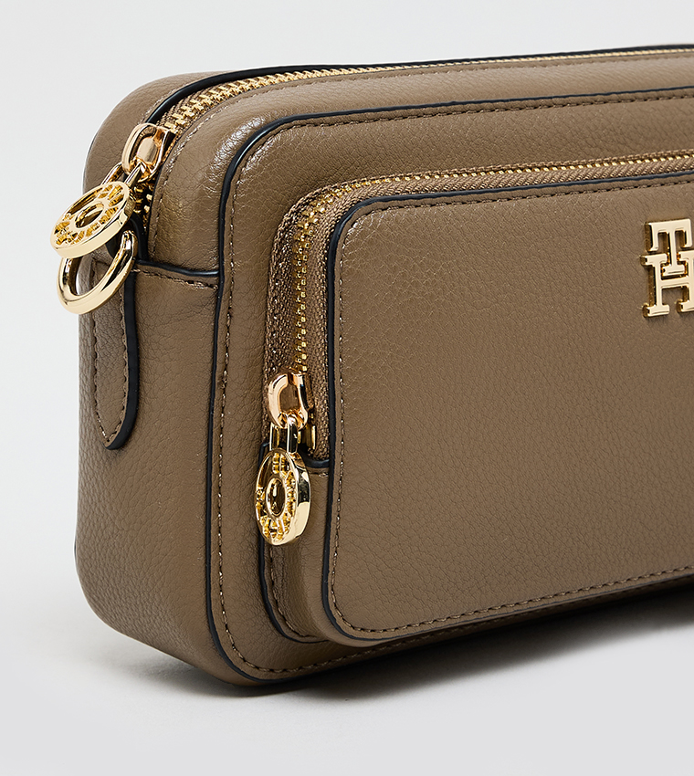 شنطة كاميرا بجيب أمامي