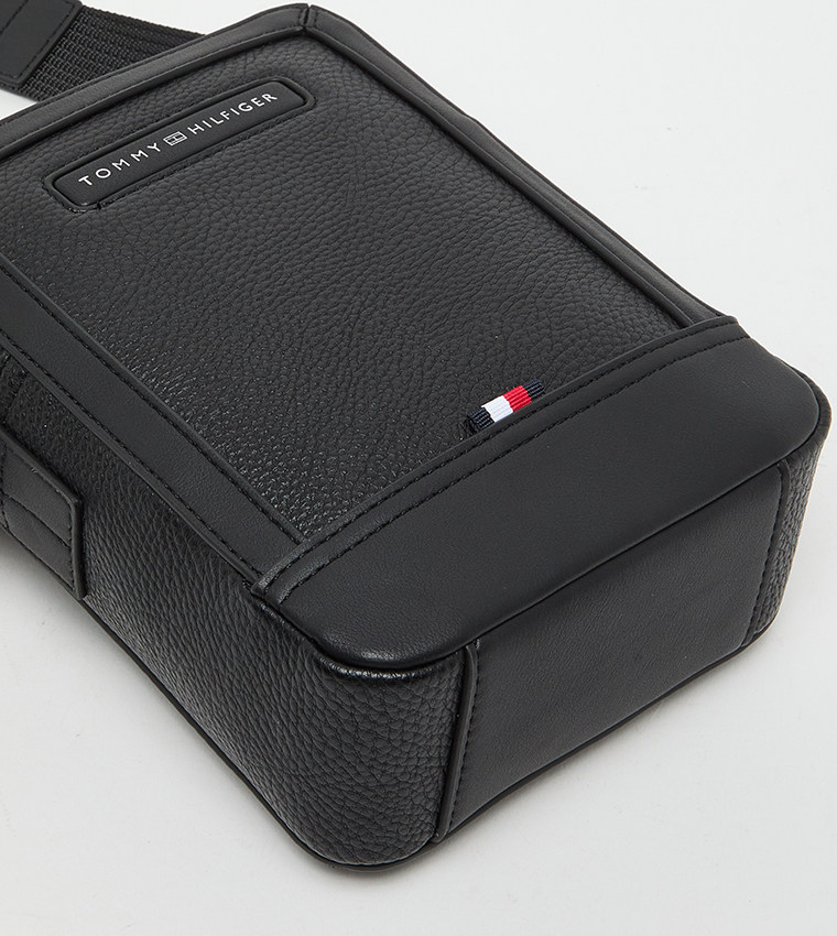 Textured Zippered Reporter Bag