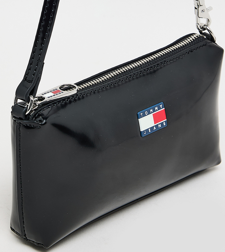 شنطة كتف لامعة 