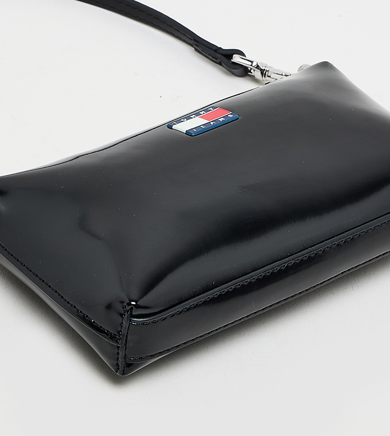 شنطة كتف لامعة 