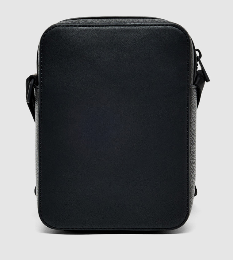 Tommy Hilfiger  Cross Body & Sling Bags - Black Cross Body & Sling Bags