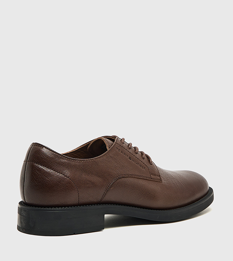 VOGUE Textured Leather Derby Shoes