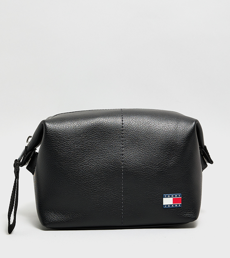 شنطة يد رجالية جلد بشعار