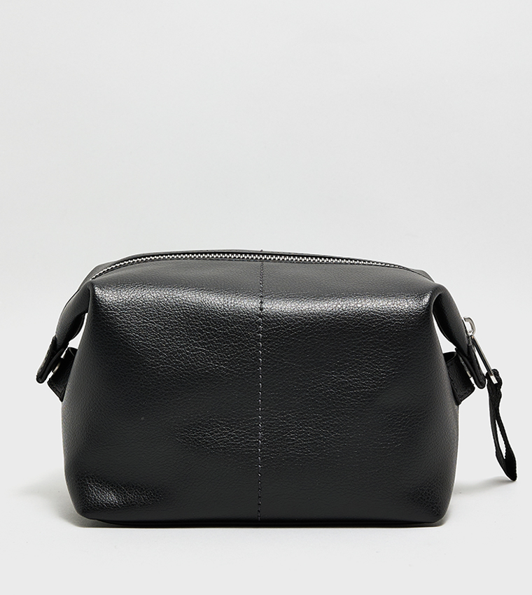 شنطة يد رجالية جلد بشعار