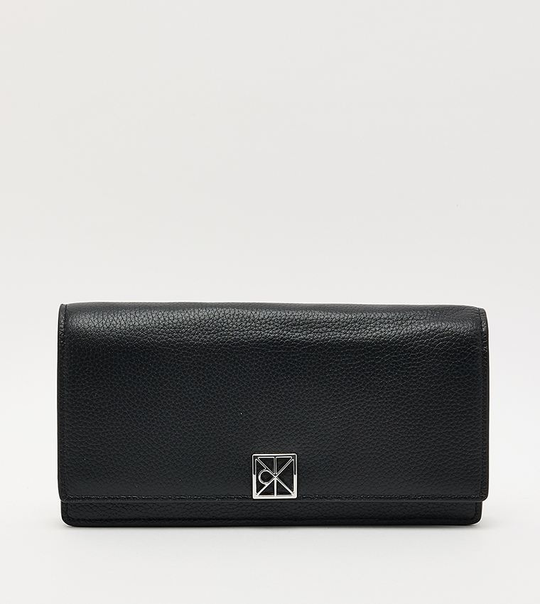 محفظة طويلة بشعار 