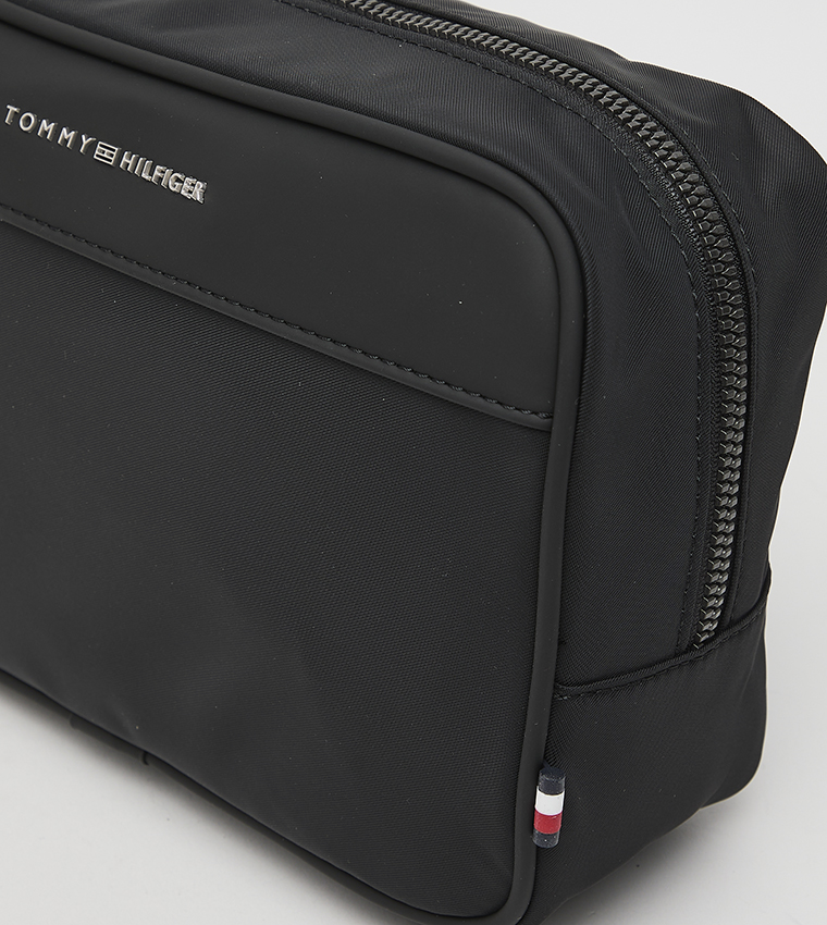 Logo Detail Zippered Toiletry Bag