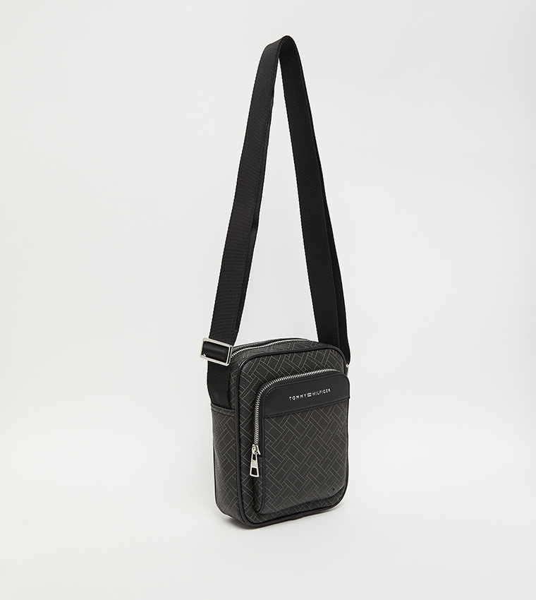 Tommy Hilfiger  Cross Body & Sling Bags - BLACK Cross Body & Sling Bags