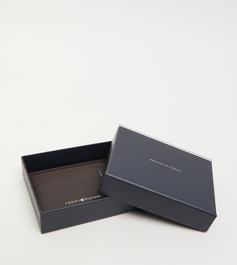 محفظة بطاقات بنقشة 