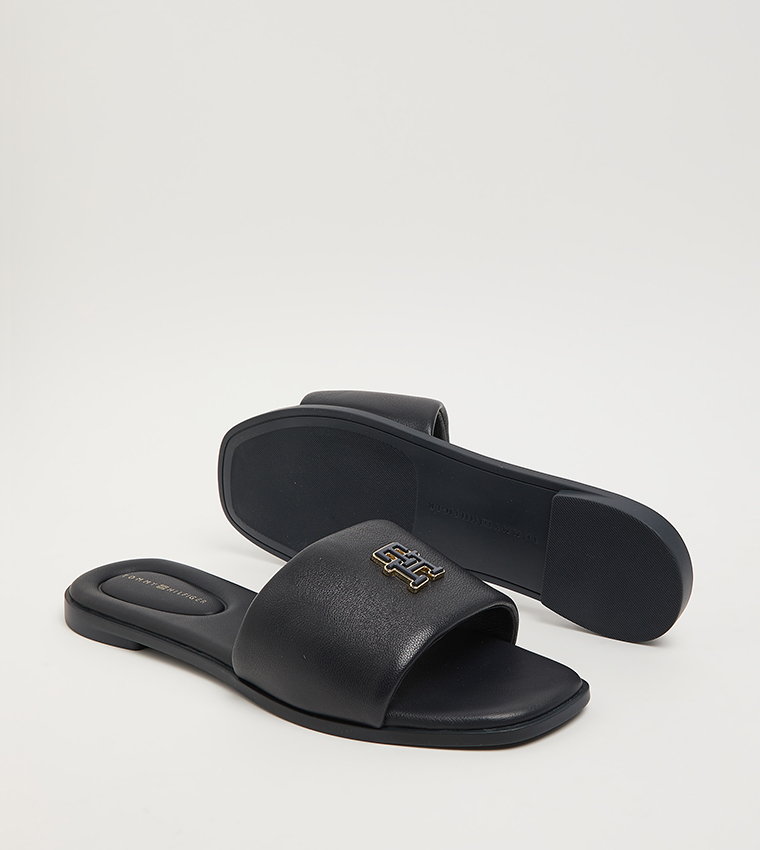 Metal Accent Open Toe Flat Sandals