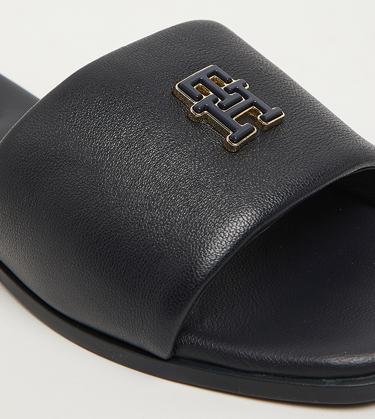 Metal Accent Open Toe Flat Sandals