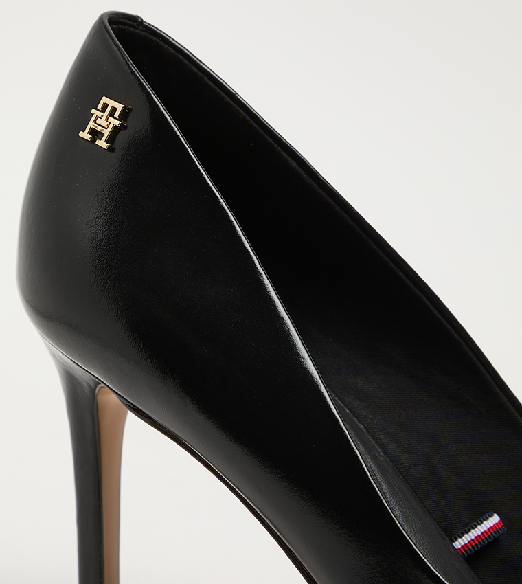 Essential Pointed Toe Pumps