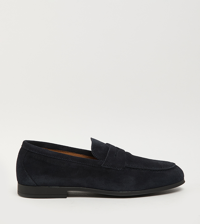Round Toe Suede Loafers