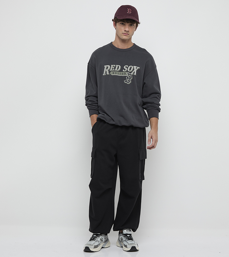 سويتشيرت بطبعة وقبة مستديرة 