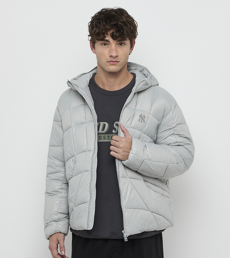 Zippered Long Sleeves Hooded Puffer Jacket