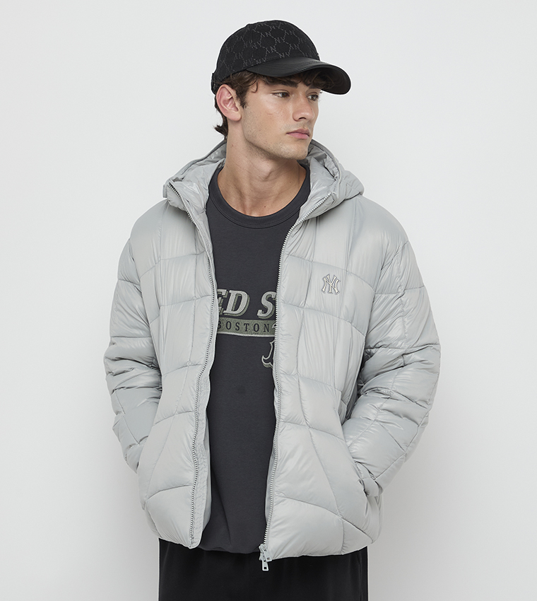 Zippered Long Sleeves Hooded Puffer Jacket
