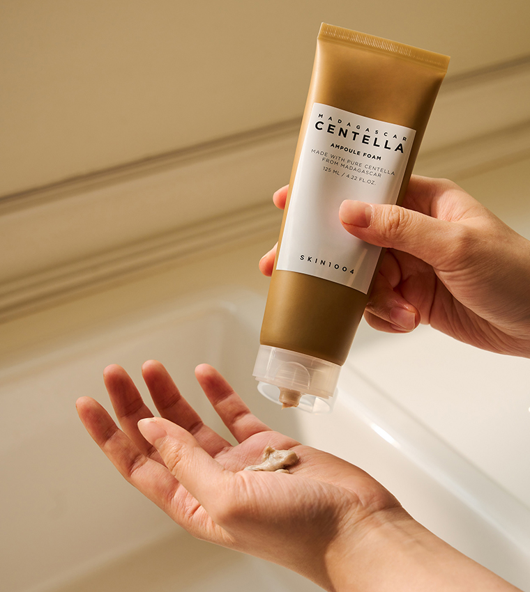 Madagascar Centella Ampoule Cleansing Foam - 125ml