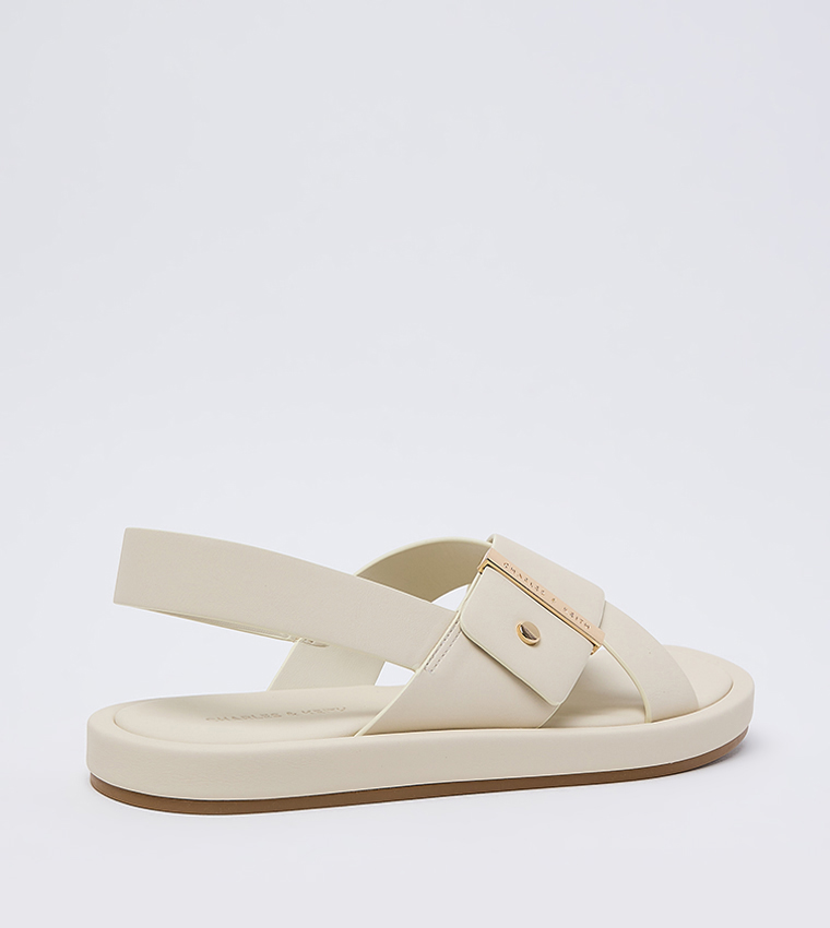 تشارلز آند كيث  الصنادل المسطحة - لون طبشوري  Flat Sandals