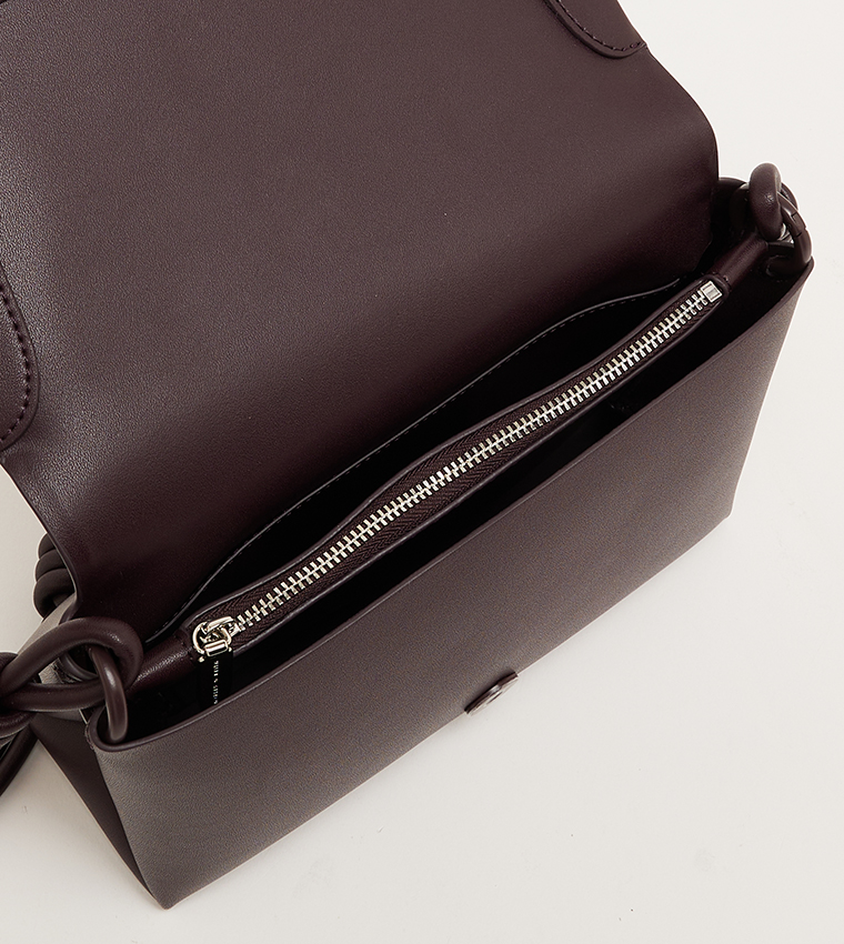 حقيبة كروس بودي بغطاء 