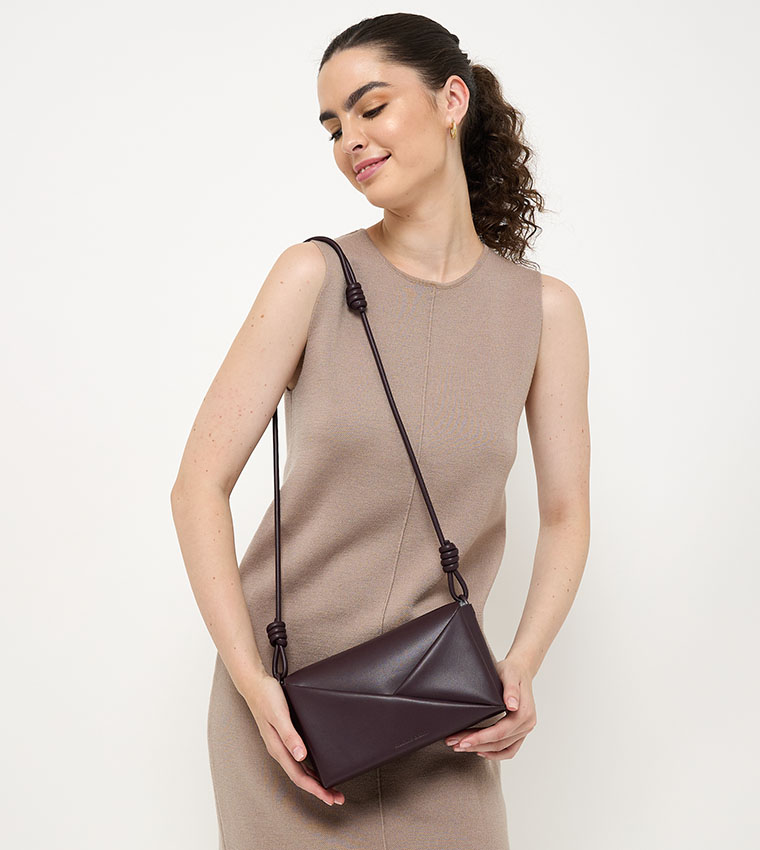 حقيبة كروس بودي بغطاء 