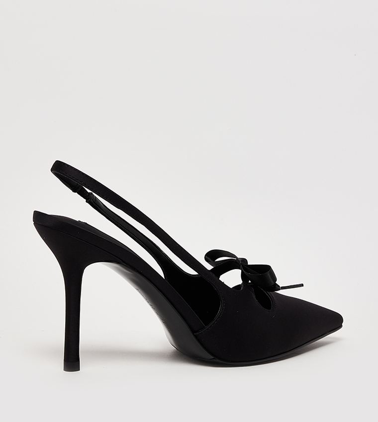 حذاء كعب بحزام خلفي وربطة ساتان بمقدمة مدببة