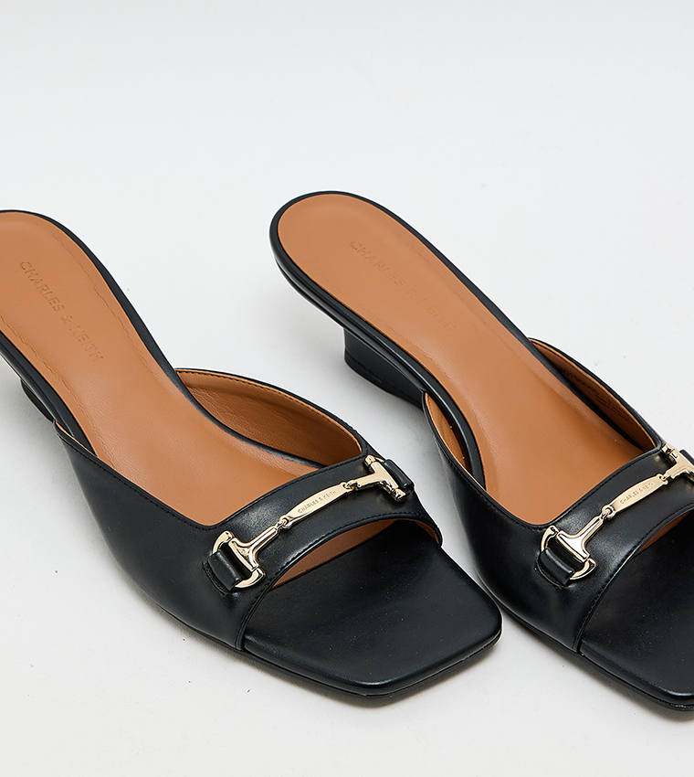 ERINNA Solid Square Toe Wedge Sandals