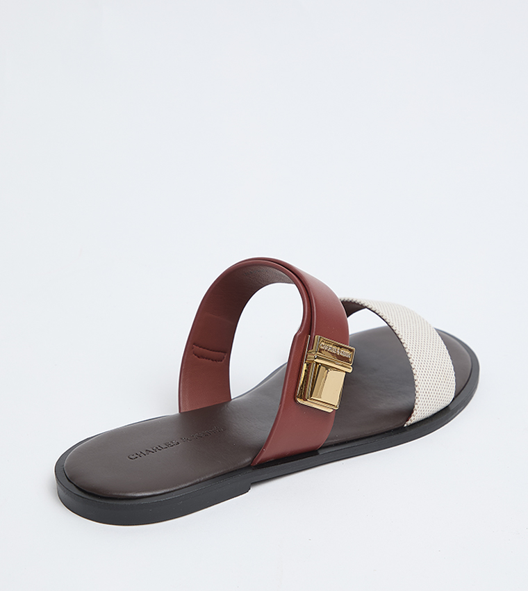 تشارلز آند كيث  الصنادل المسطحة - متعدد Flat Sandals