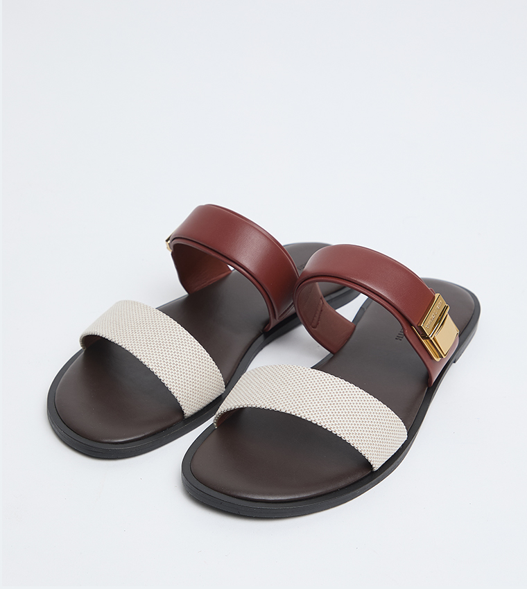 تشارلز آند كيث  الصنادل المسطحة - متعدد Flat Sandals