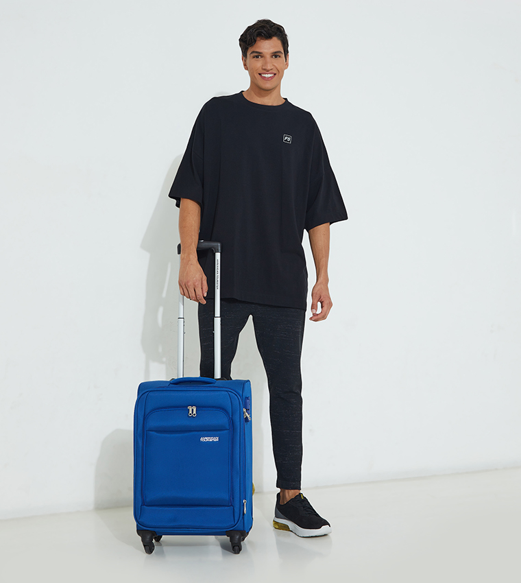 حقيبة سفر أوكلاند سبينر بعجلات - 55 سم