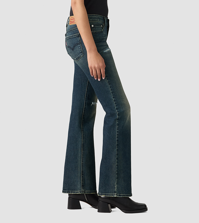 Ripped Superlow Bootcut Jeans