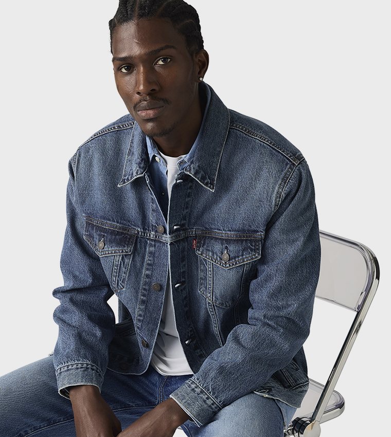 Long Sleeves Trucker Denim Jacket