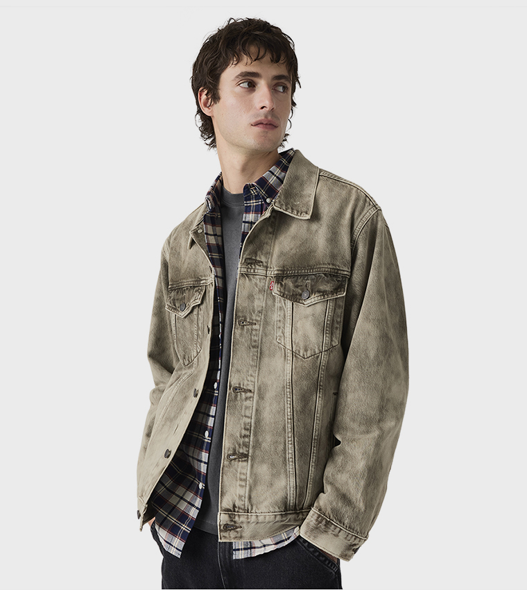 Long Sleeves Trucker Denim Jacket