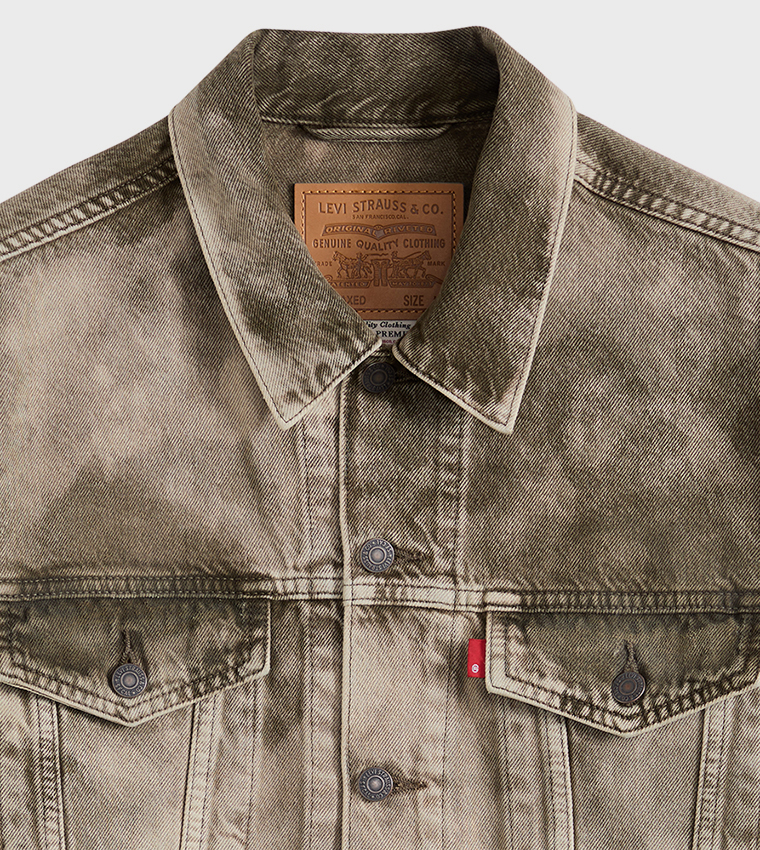 Long Sleeves Trucker Denim Jacket