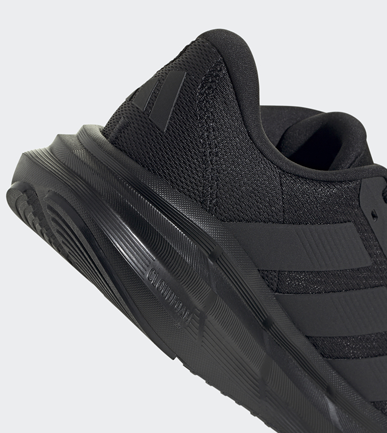 حذاء تدريب شبكي غالاكسي