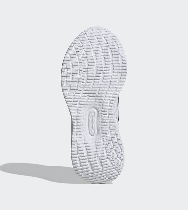 حذاء رياضي بشريط فيلكرو