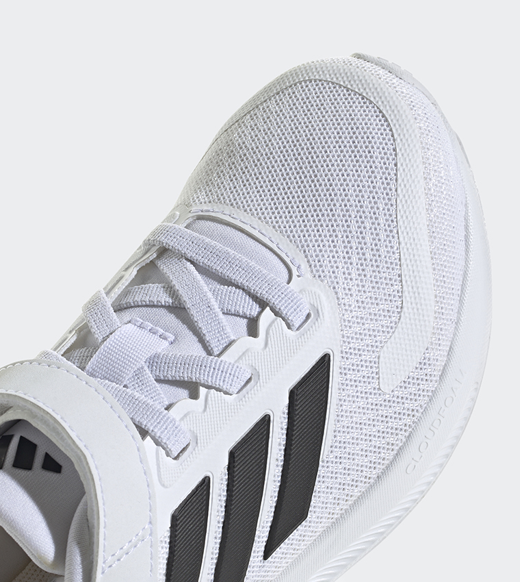 حذاء رياضي بشريط فيلكرو