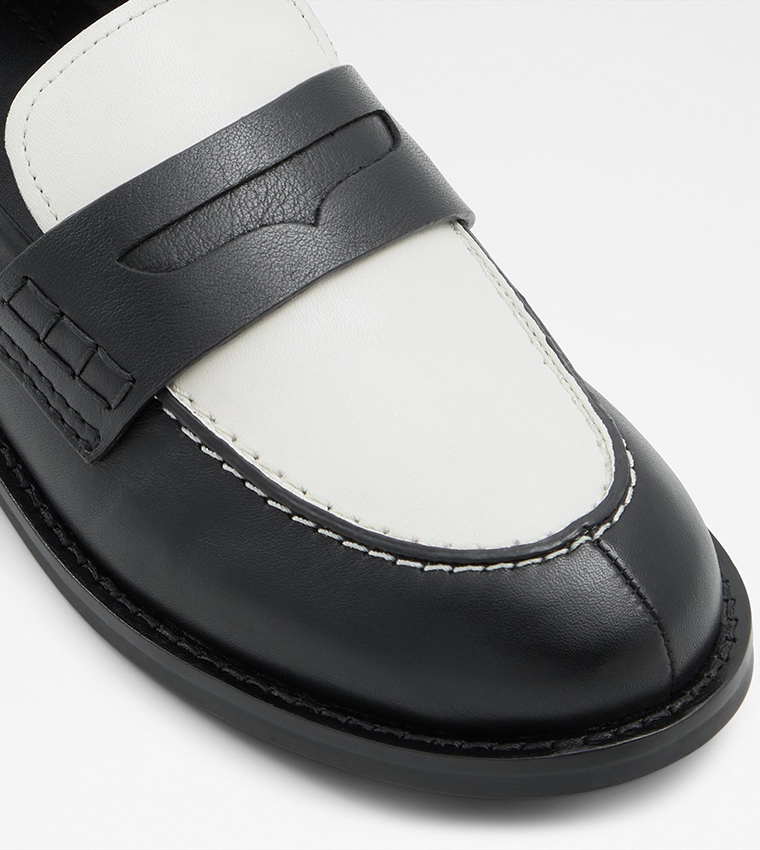 ADIBAEN Color Block Leather Loafers