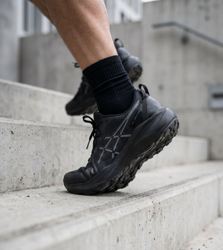 GEL-VENTURE 11 Lace-Up Running Shoes