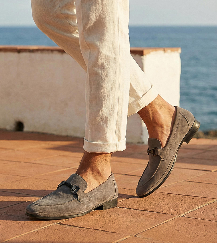 Velvet Metal Detail Loafers