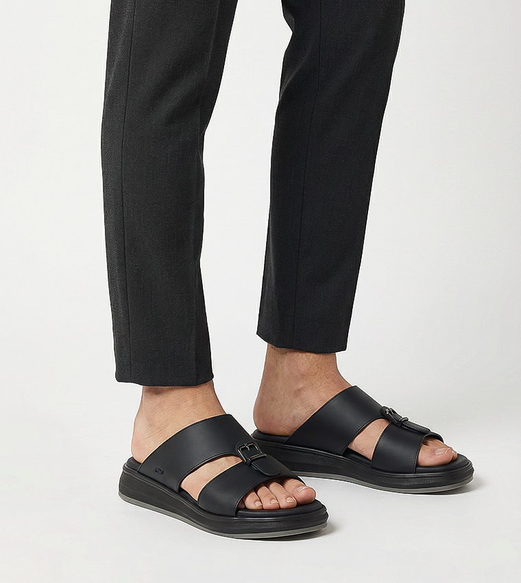 AL MAZYOON Textured Arabic Sandals