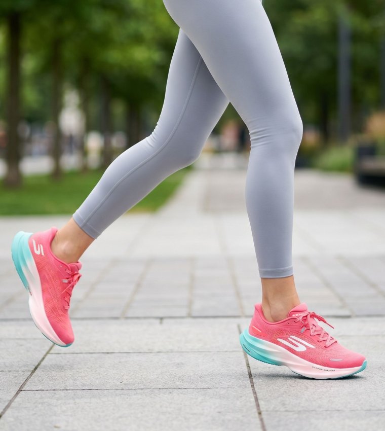 AERO SPARK Running Shoes
