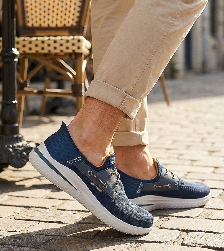 DELSON 3.0 - ROTH Logo Detail Knitted Shoes
